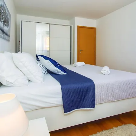 One-bedroom In Lägenhet Postira